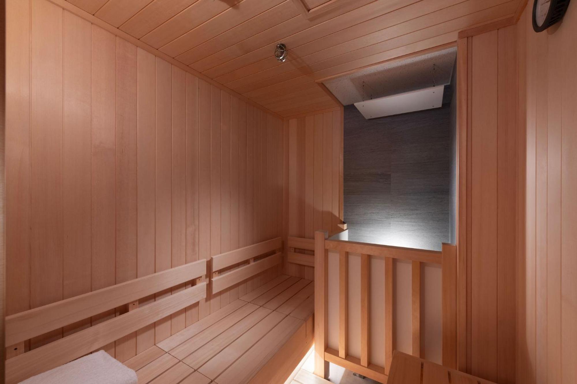Doubletree By Hilton Kyoto Higashiyama Hotel Exterior photo